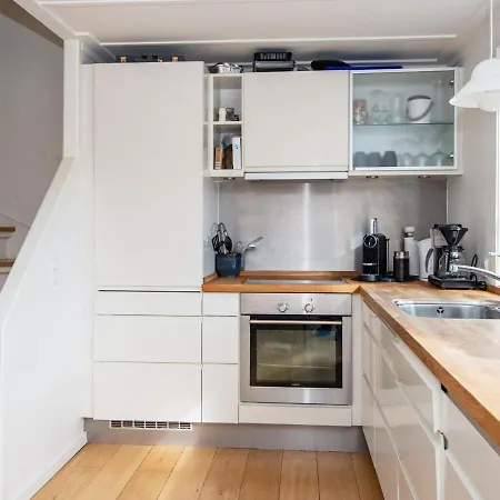 Vakantiehuis With Maritime Atmosphere