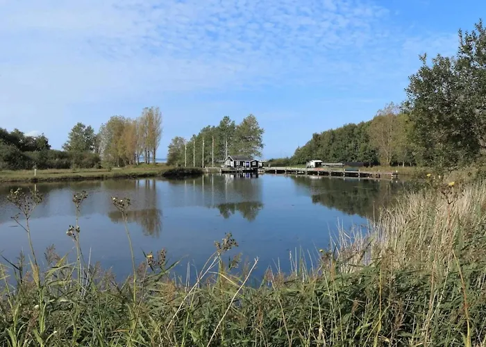 With Maritime Atmosphere Nyaraló *